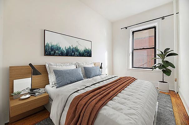 1st image of 301 E 53rd St APT 4C
