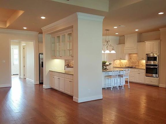 2nd image of 449 Watermere Dr