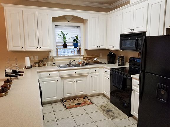 5th image of 4158 Waterberry Cir