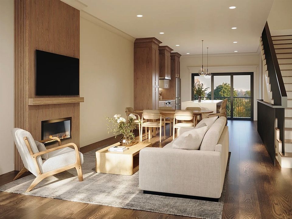 1st image of 15 Tanglewood Rd #B