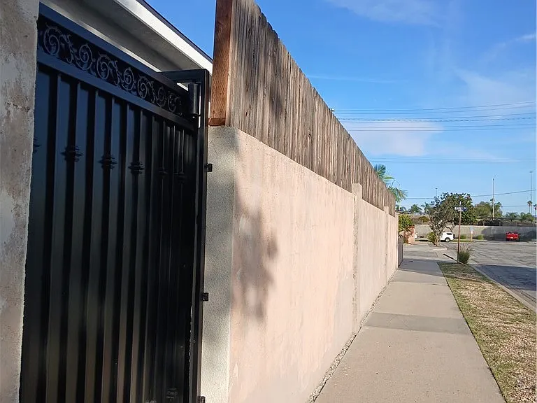 1133 N Earl Pl #B — Photo 2