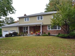 29 Indian Valley Rd, Ramsey, NJ 07446