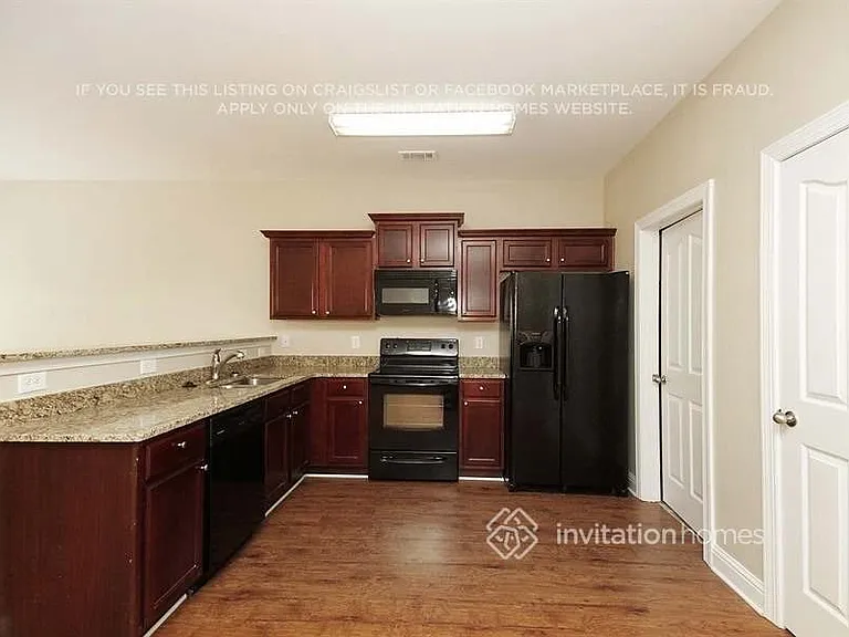 5215 Cactus Cove Ln — Photo 4