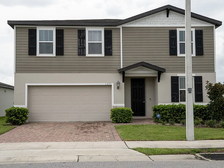 1273 Zambrana Ct — Photo 1