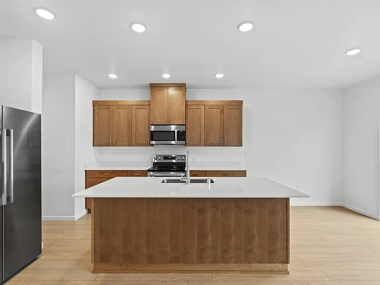 1409 NE 185th Ave — Photo 6