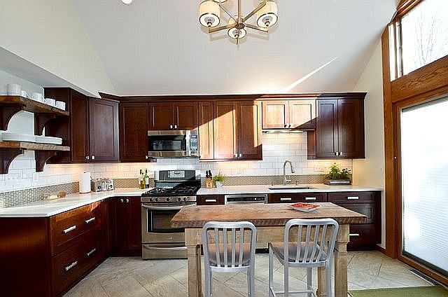 1st image of 10218 N Concord Dr