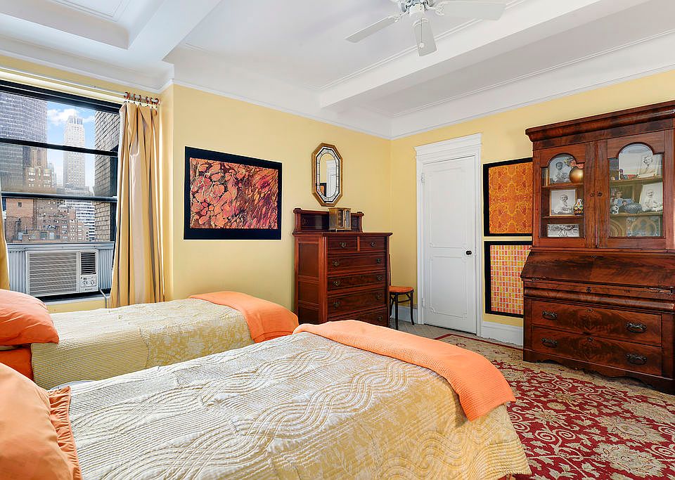 1st image of 7 Park Ave APT 15A