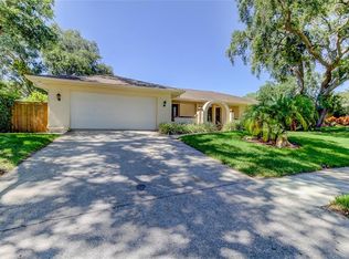 2009 Spanish Pines Dr, Dunedin, FL 34698