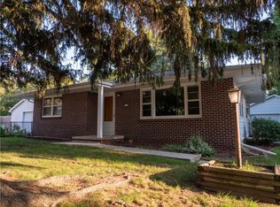 1110 Seneca Ave, Des Moines, IA 50313