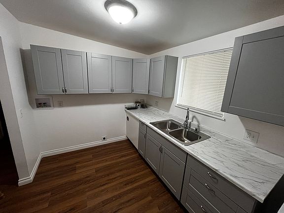 5th image of 329 E Lambourne Ave #3