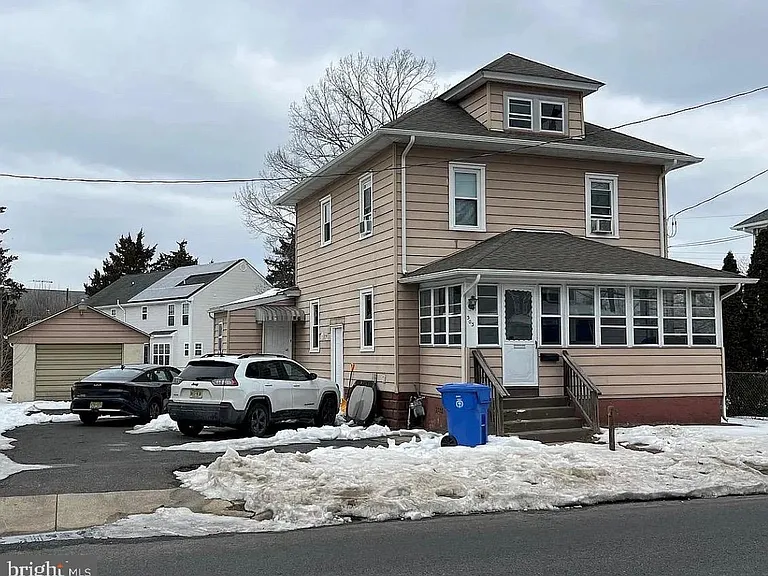 303 Ellis St — Photo 2