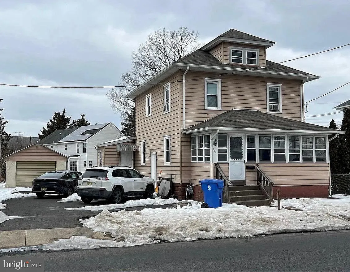Building Photo - 303 Ellis St