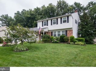 24 Erindale Dr, Marlton, NJ 08053