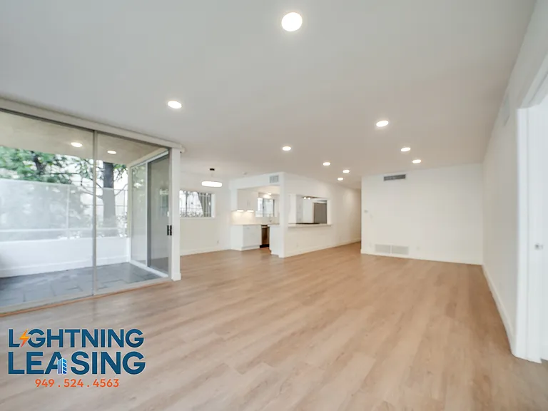 408 N Palm Dr #101 — Photo 28