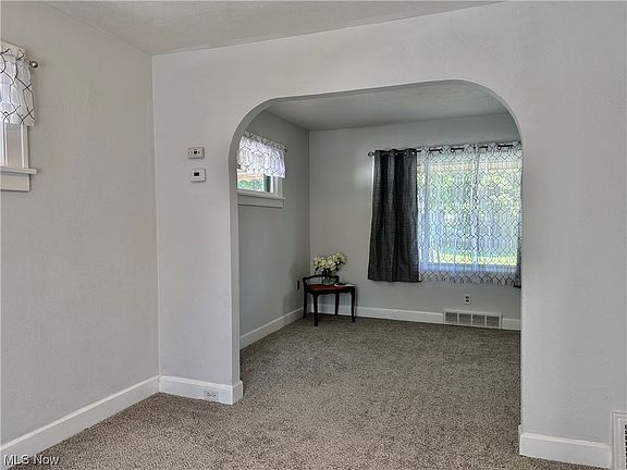 5th image of 4003 Yorkshire Ave