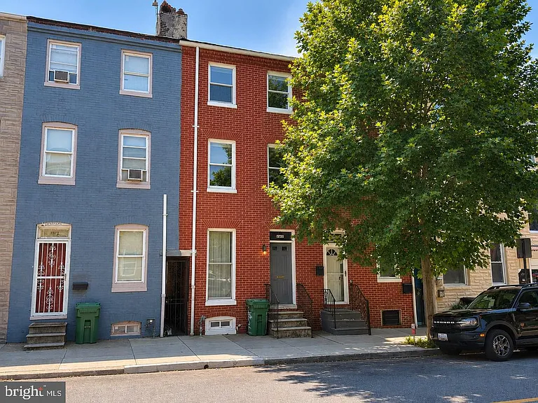 1731 E Lombard St — Photo 1