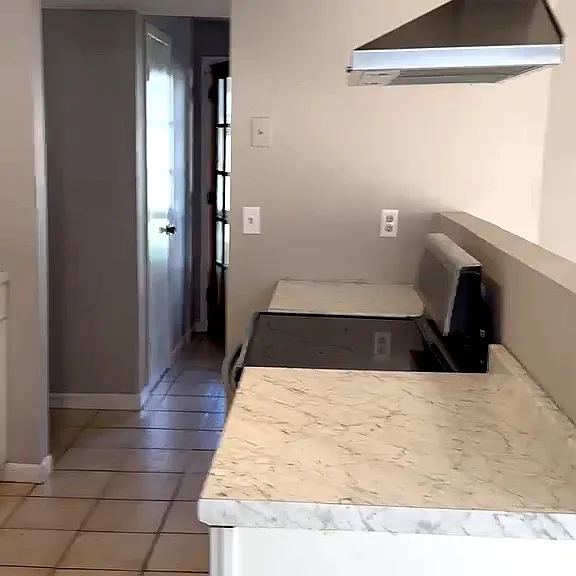 7518 Pheasant Path Dr — Photo 2