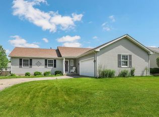 508 Banbury Ave, Elburn, IL 60119