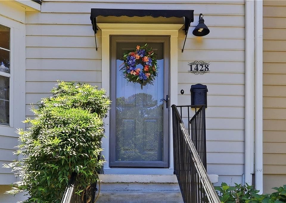 1st image of 1428 Shiloh Way NW