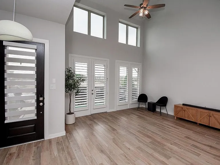 16635 Bristol Steel Ln — Photo 6