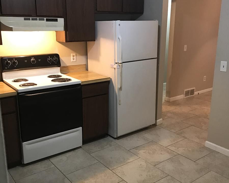 1st image of 5175 Maybrook Dr