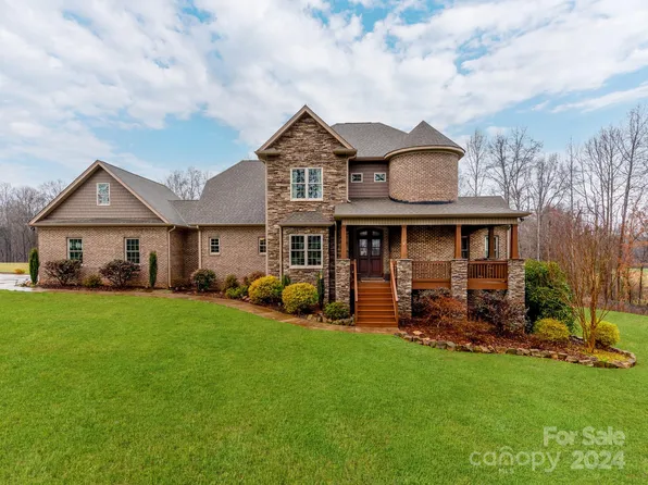 340 Bluegrass Dr, China Grove, NC 28023