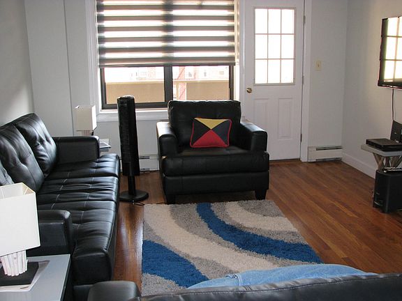 4th image of 101 Jackson Ave APT 3F