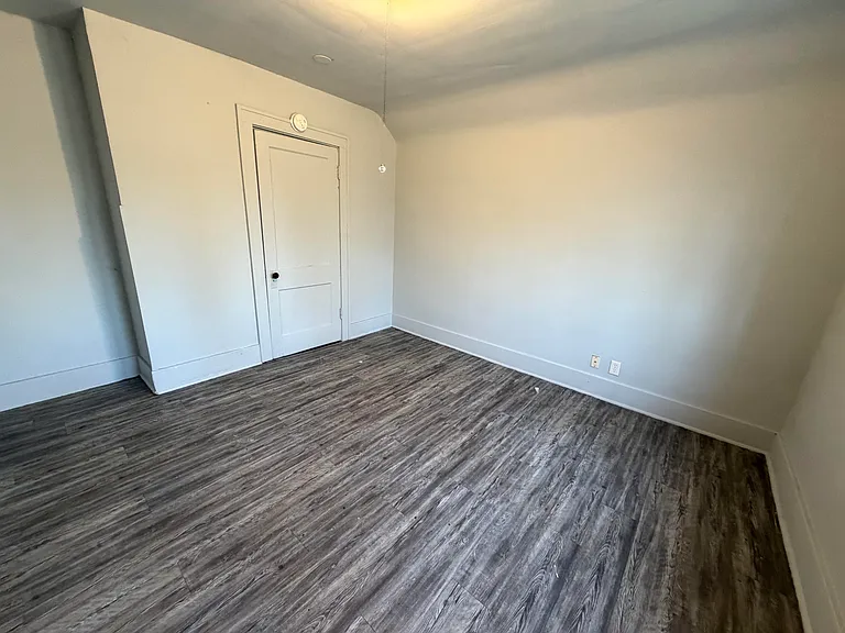 1519 E Fairchild St #E — Photo 13