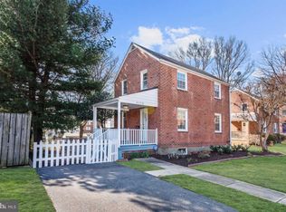 5110 N Carlin Springs Rd, Arlington, VA 22203