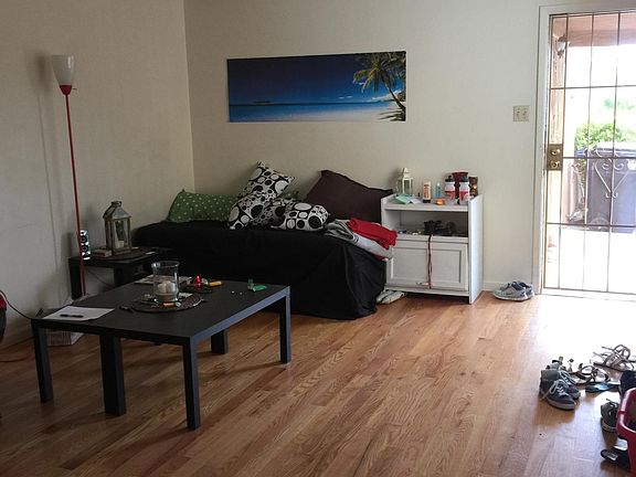 3rd image of 1800 Vassar Dr NE APT C