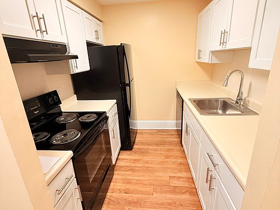 2nd image of 6 University Rd #306