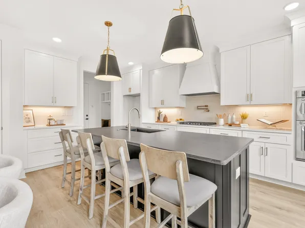 518A Eastboro Dr, Nashville, TN 37218