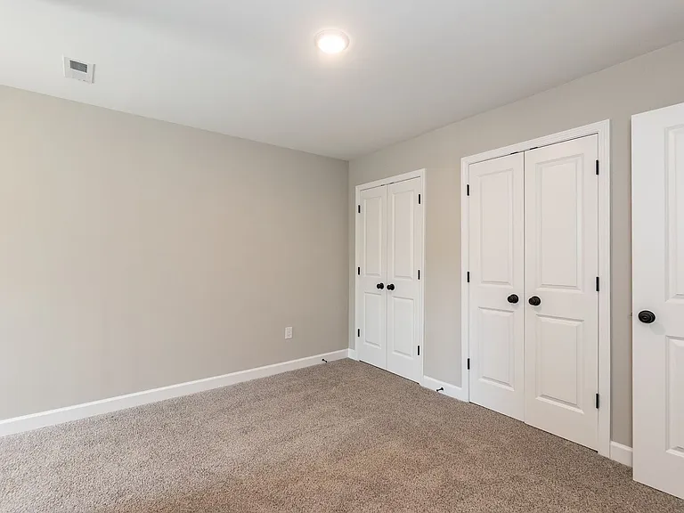 426 N Allen Rd — Photo 24