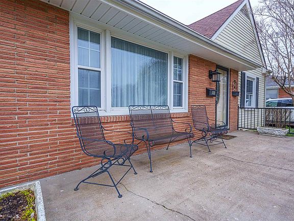 4th image of 1822 Cecelia Ct