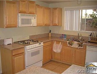 2nd image of 23354 Gilmore St
