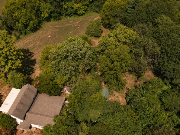 2419 Maple St, Chattanooga, TN 37406