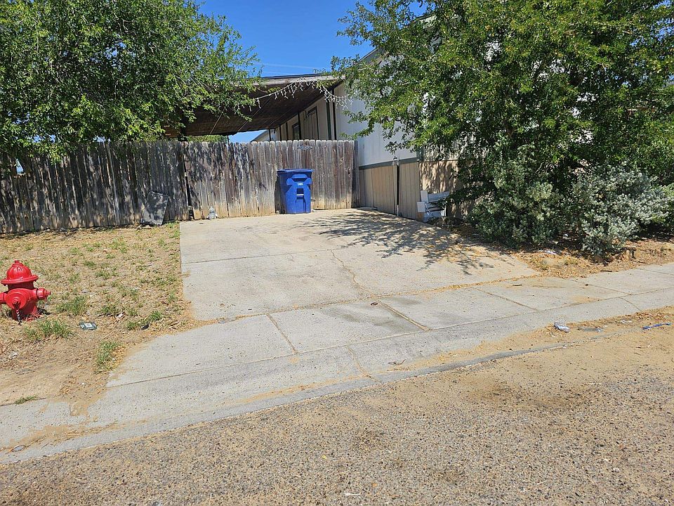 1st image of 613 Valeria Loop