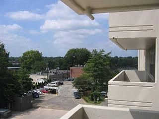 2nd image of 25 E 40th St APT 3B