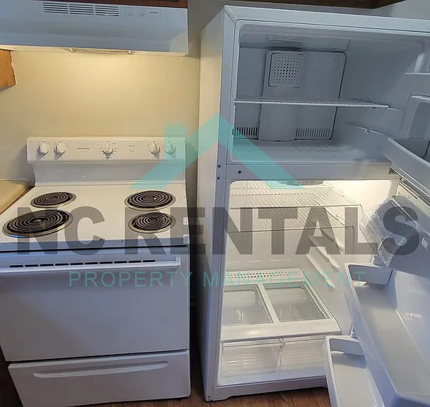 2559 Green Oaks Ct #A — Photo 7