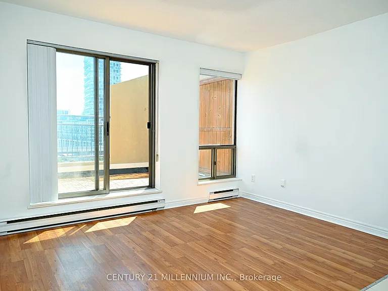65 Scadding Ave #Penthouse 16 — Photo 4
