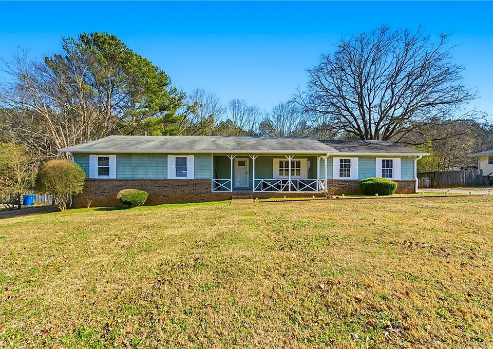 1st image of 2056 Merle Dr SE