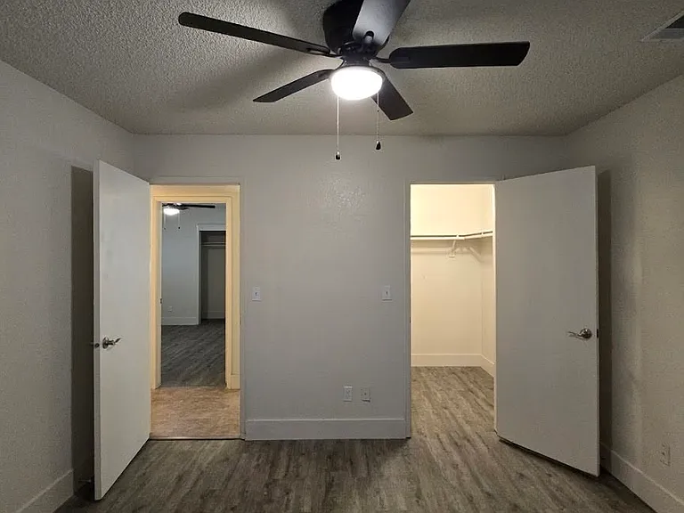 3233 Stanford Ave — Photo 23