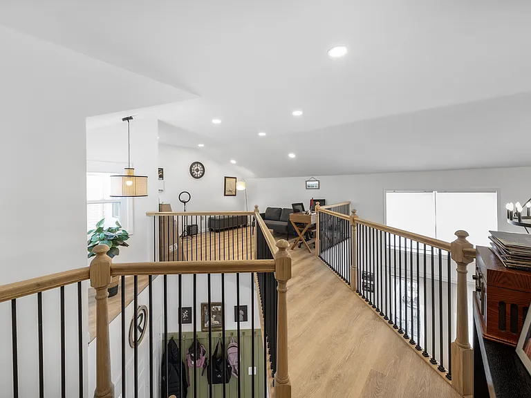 66 Claridge Ct — Photo 19
