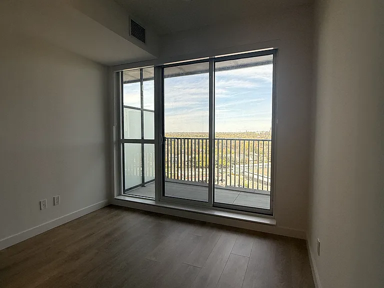 18 Esther Shiner Blvd #1208 — Photo 7