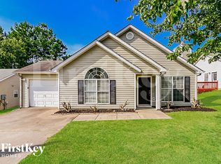 392 Eagles Flight Ln, Riverdale, GA 30274