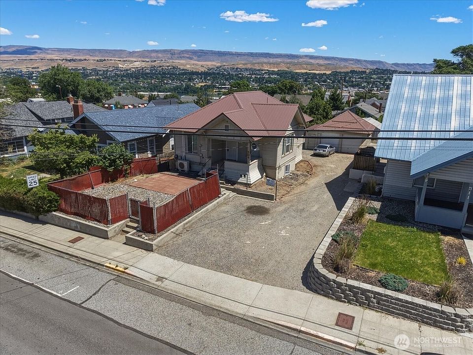 1st image of 509 Okanogan Avenue