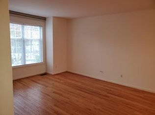 1220 N Vernon St, Arlington, VA 22201