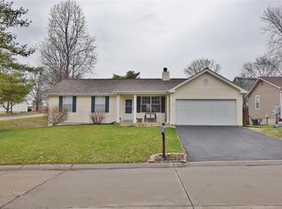 2 Forrel Tree Ct, Saint Peters, MO 63376