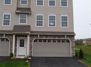 6104 Galleon Dr, Mechanicsburg, PA 17050