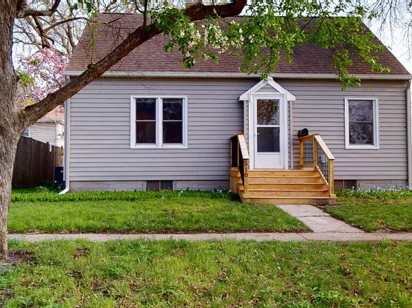 510 7th St, Ames, IA 50010